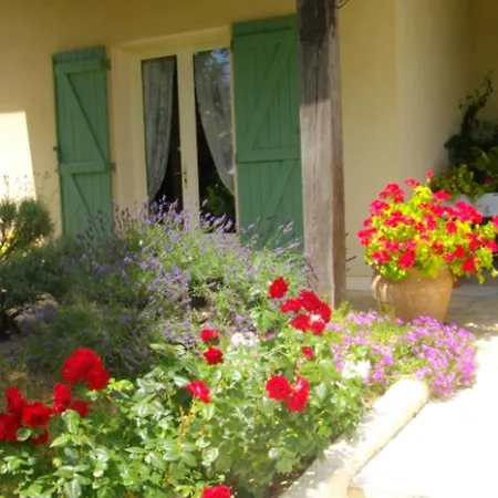 Avec Piscine A 40 M² *